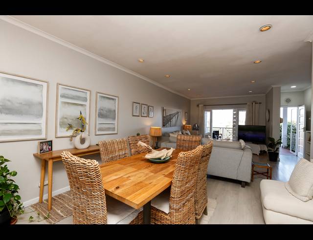 3 BEDROOM SIMPLEX FOR SALE IN UMGENI PARK